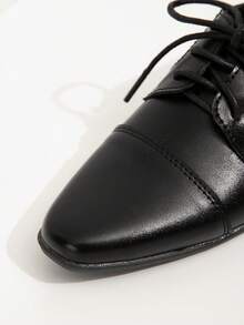 Children's Fashion Lace-Up Classic Black Pointed Toe Oxford Shoes