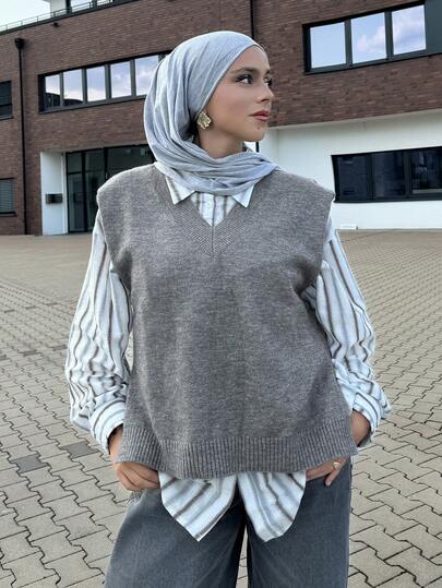 DAZY 女士休闲纯色V领无袖毛衣背心，秋季简约时尚