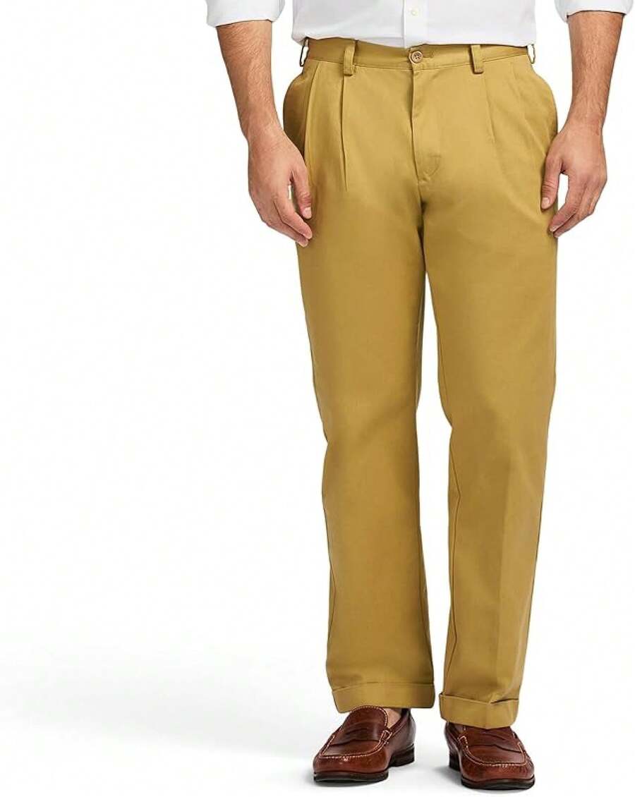 IZOD Men's American Chino Double Pleated Classic Fit Pant - 卡其色 - 查看 1