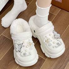 毛绒拖鞋，室内家居蝴蝶珍珠休闲一脚蹬保暖毛绒鞋，适合学生宿舍，冬季 - 白色 - 查看 4