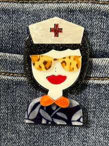 1pc Cartoon Nurse Girl Acrylic Brooch, Creative Fashion Accessory Brooch For Women Jewelry Costume Accessories Bag Charms Office Accessories