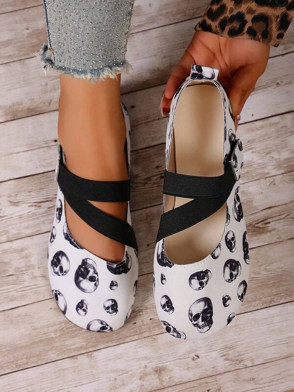 Women's Fashion Versatile Comfortable Halloween Skull Print Slip-On Flat Shoes, Suitable For All Seasons