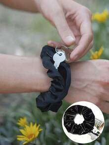 1pc Multi-Functional Hair Tie Storage Pouch - Portable Money Hider & Organizer, Non-Waterproof, Zippered Scrunchie Elastic Hair Tie With Secret Pocket For Keys, Cash, Headset, Accessory Storage - Fashion Able Polyester Hair Band Accessory, Large Capacity Makeup Organizer Makeup Case, For Lipstick, Brush, Skincare, Mobile Phone, Coin, Small Items, For Home, Gift, Vacation And Festival Halloween Christmas Multifunctional Use Home Bathroom Decor Summer - Nhiều màu - Xem 9