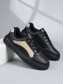 Tênis de Skate Estiloso de Estilo de Rua Masculino, Sola Macia Plana Confortável Sapatos Esportivos Acadêmicos, Tênis Casuais de Cadarço Preto, Sapatos Diários para Atividades Externas Masculinas