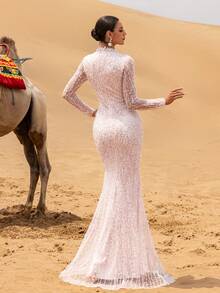 Faeriesty Robe de soirée de luxe sirène pailletée avec perles et encolure montante, découpe au niveau du décolleté - Élégance de luxe pour les galas, mariages, bals de promo et réceptions Top de gamme pour femmes - Rose pâle - Voir 3