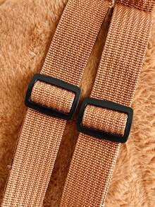 1 件蓬松柔软的可爱水豚背包。轻便时尚的斜挎包。便携式个性化单肩包。 - 棕色 - 查看 6