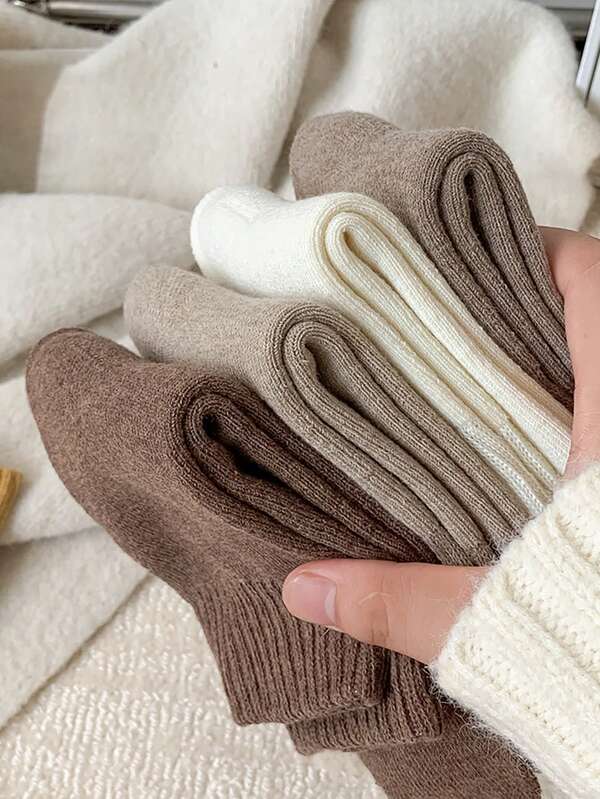 3 paires de chaussettes épaisses et chaudes pour femmes, couleurs aléatoires, convenant à l'automne/hiver, élégantes et confortablement chaudes