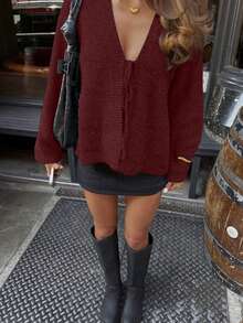 Áo khoác cardigan dệt kim dài tay cổ chữ V thắt nơ kiểu vintage FOR BEAUTY, thời trang tối giản đa năng, dáng rộng, thích hợp cho nữ mùa thu và năm mới. - Màu Đỏ Sâu - Xem 4