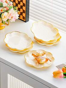 4/6pcs Plastic Snack Plates, Dessert Plates, Nordic Maple Leaf Shaped Plates, Compact & Delicate, Thick & Durable, Gold Rim, Finely Polished, Bone Dish, Snack Plate, Restaurant Plate, Home Fruit Plate - Multicolor - View 6