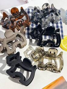 1pc Plastic Dog Paw Grip Hair Clip For Ladies - Simple And Fashionable Side Hair Accessory Fall Winter Claw Clip Hair Accessories For Women For Vacation Outfits Woman Elegant Hair Clutch