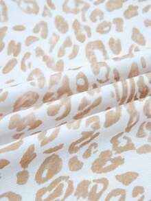 Acelitt Spring And Autumn Women's Khaki Leopard Print Splicing Ribbed Edge Ruffle Detail Round Neck Knitted Top