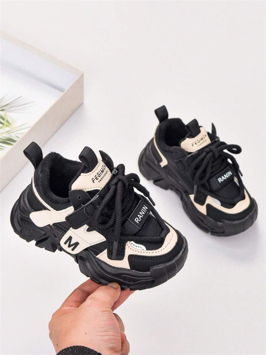 1 Pair Black Thermal Lined Warm Children's Casual Sports Shoes, Leather Upper Breathable Kids Shoes, Comfortable & Fashionable Hook And Loop Closure, Suitable For Spring/Summer, All Season, New Style For Boys And Girls, Infant/Toddler Shoes - Black - View 1
