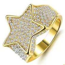 Un juego de 5 anillos de lujo para hombres con incrustaciones de diamantes, un anillo que muestra la presencia de un hombre y es adecuado para que los hombres lo usen - Dorado - Ver 5