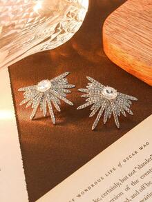 Luxurious Studded Rhinestone Earrings, Exquisite Personalized Earrings, Fashionable And Versatile Temperament Earrings For Women - Silver - View 6