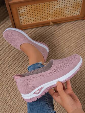 Zapatos de mujer de punto transpirables y de fácil puesta, zapatos casuales cómodos y ligeros, zapatos de enfermería de suela blanda antideslizante, zapatos para caminar para personas de mediana edad y ancianos, disponibles en varios colores