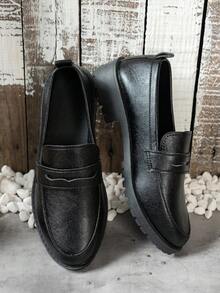 女式黑色百搭乐福鞋，全新柔软 PU 材质，圆头，加大码，英伦风格平底工作/通勤鞋，春/秋