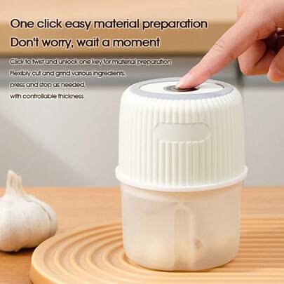 250ml USB 电动迷你压蒜器 - 强力绞肉机和蔬菜切碎机 - 耐用厨房工具，用于压碎大蒜、生姜等，1 件金属压蒜器，厨房小工具 - 配备 300mAh 锂电池