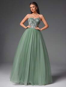 VIPGIRL New Green Strapless Sequin Contrast Mesh Elegant High-End Design Women's Formal Evening Gown - Green - View 4