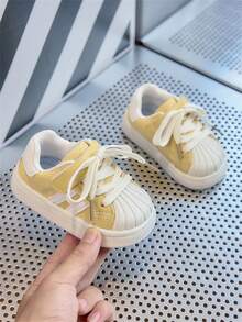 1 Pair Yellow Children's Casual Sports Shoes, Leather Upper Breathable Sneakers, Comfortable & Fashionable Hook And Loop Closure, Suitable For Kids All Seasons, Spring/Summer New Style - Yellow - View 3