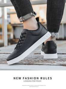 男士休闲运动鞋，纯色简约百搭皮革鞋面，舒适柔软鞋底，适合所有季节