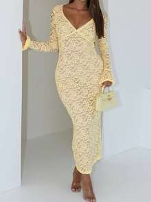 Women's V-Neck Long Sleeve Fitted Sexy Lace Jacquard Dress, Suitable For Dates, Back To School Seasons, Formal Dinners And Other Occasions - Yellow - View 3