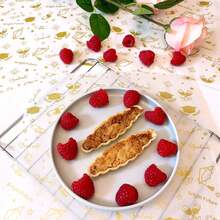 50pc Yellow Graduation Wax Paper, Non-Sticky, Waterproof, Grease Resistant, Perfect For Baking, Sandwich Wrapping, Party Liners - Yellow - View 6