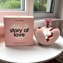 Perfumes de mujer Story Of Love Eau De Parfum Spray Para Mujeres,3.4 Oz/100Ml Perfume feromonas Perfume dama ofertas y liquidaciones Fragancia Floral Frutal Gourmand Dulce Coco Vainilla Juvenil Aroma Envolvente Empoderada Ideal Para Uso Diario Citas Fiesta Regalo San Valentín Cumpleaños Navidad Detalle Amigas Pareja Colonia Original - Multicolor - Ver 1