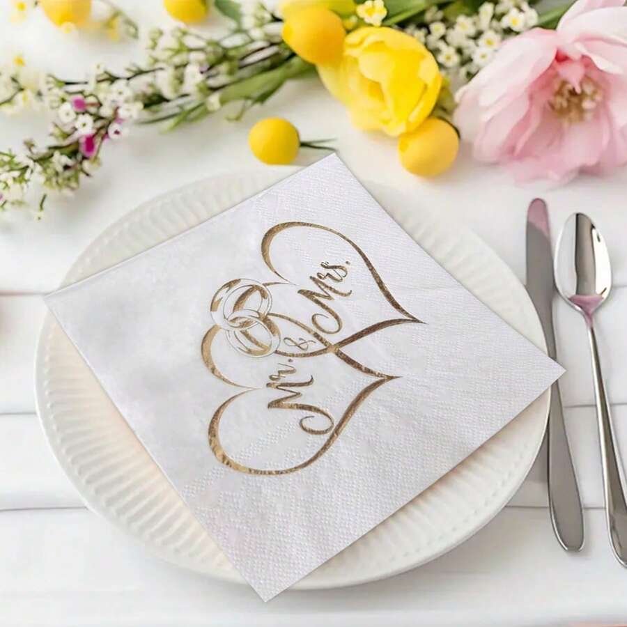 16 قطعة مناديل ورقية بشكل قلب على شكل السيد والسيدة، مقاس 16.5 سم/6.5 بوصة طبقتين للاستخدام مرة واحدة، ديكورات حفلة عائلية سعيدة، هدايا عيد الحبيب، ديكورات طاولة الزفاف، ضروري للمناسبات والحفلات الكريسماسية