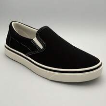 Women Canvas Shoes - 黑與白 - 查看 1