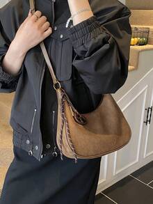 1 pièce Nouveau sac de mode décontracté de design de niche pour femmes, sac sous le bras rétro en forme de croissant, sac bandoulière polyvalent, en matériau PU, avec sangle réglable, convient pour un usage quotidien, les courses, les déplacements, le travail, l'université - Tabac - Voir 6