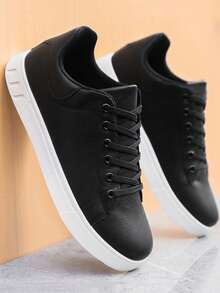 男士休闲运动鞋，纯色简约百搭皮革鞋面，舒适柔软鞋底，适合所有季节