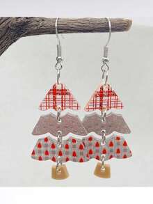 Un par de pendientes acrílicos en forma de árbol de Navidad, decoración creativa navideña. Accesorios festivos europeos y americanos. Uso diario tanto para hombres como para mujeres.