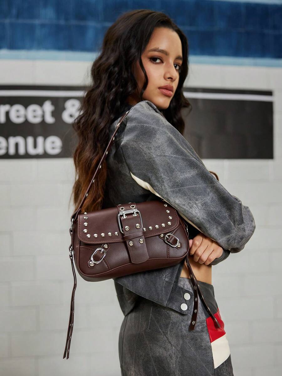 DareSee Túi đeo vai, túi xách tay, túi hình lưỡi liềm, túi biker thời trang đính đinh tán, khóa cài bằng da, quà tặng mùa đông, lễ hội âm nhạc.