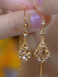 1 Đôi bông tai hình lá đính đá Cubic Zirconia lấp lánh sang trọng, kiểu dáng thanh lịch và quyến rũ dành cho nữ. - Kim cương sâm panh kim cương - Xem 3