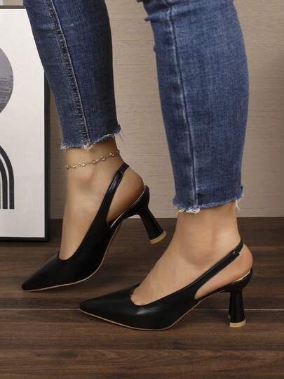 Nuevas sandalias de trabajo profesionales elegantes y delicadas con tiras y tacón fino para el verano