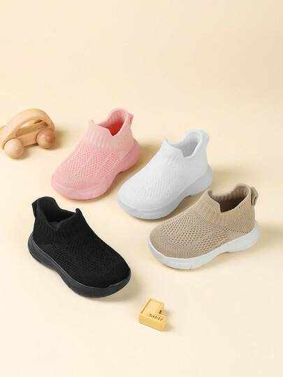1 par de zapatos casuales de caña baja y estilo slip-on para niños, con parte superior de unicolor, versátil y de moda, con suelas acolchadas y duraderas, adecuados para uso diario, primavera/otoño