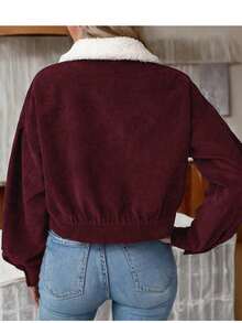 女士优雅休闲灯芯绒拼布仿皮草领纽扣前口袋长袖短夹克，百搭休闲飞行员上衣 - 酒紅色 - 查看 3