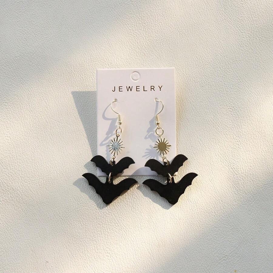 1 Pair Gothic Style Halloween Unique Bat Acrylic Long Dangle Earrings, Party Gift For Women