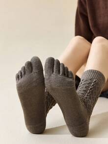 1/3/6 Pairs Women Solid Color Two-Toe Socks, Autumn/Winter Merino Wool Blend Mid-Calf Socks, Women Diamond Grid Toe Socks