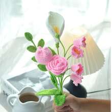 1件/套手工钩编花束（不含包装材料），手工鲜花，DIY花束，包含多头铃兰、马蹄莲、尤加利叶、郁金香和玫瑰，适合春夏装饰、家居装饰、返校季、情人节、感恩节、婚礼、派对，也可作为礼物送给爱人、朋友、家人、亲人。 - 粉色 - 查看 16