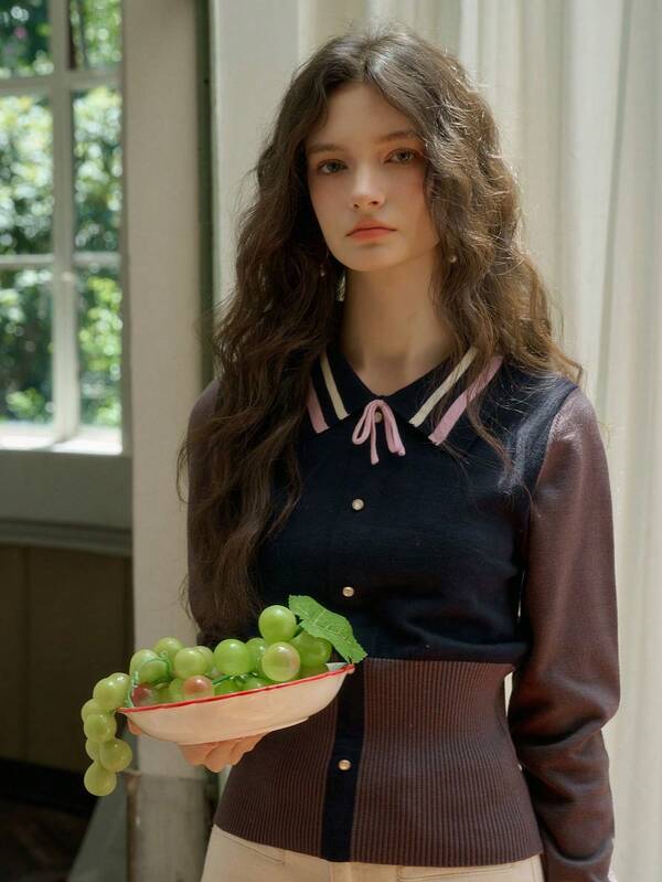 Simple Retro Women's Clashing Colours Doll Neck Bowknot Pullover Sweater