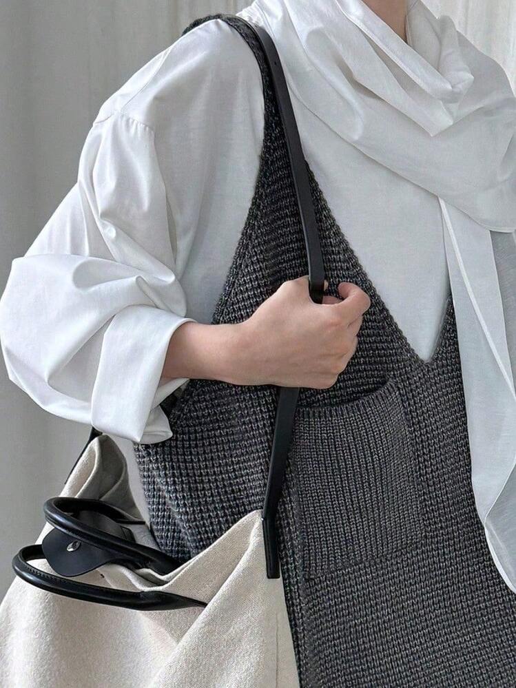 重ね着 キャミソール ビスチェ レディース ベスト ニット プルオーバー トップス ニット編み ニットベスト ニットキャミソール ストレッチ Vネック ゆったり 大きいサイズ キャミ ノースリーブ レイヤード 無地 ブラック 大人 シンプル おしゃれ 春 秋冬 - ライトグレー - 見る 5