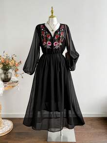 Rusttydustty Plus Size Floral Embroidery Casual Vacation Dress - Black - View 5