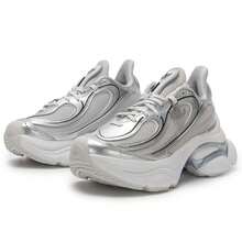 Adidas Originals OZVENUZ W 女士缓震休闲运动鞋，适合日常运动和休闲 - 金屬銀/淺灰色/晶白色 - 查看 3