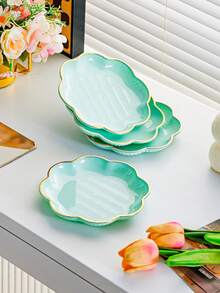 4/6pcs Plastic Snack Plates, Dessert Plates, Nordic Maple Leaf Shaped Plates, Compact & Delicate, Thick & Durable, Gold Rim, Finely Polished, Bone Dish, Snack Plate, Restaurant Plate, Home Fruit Plate - Multicolor - View 16