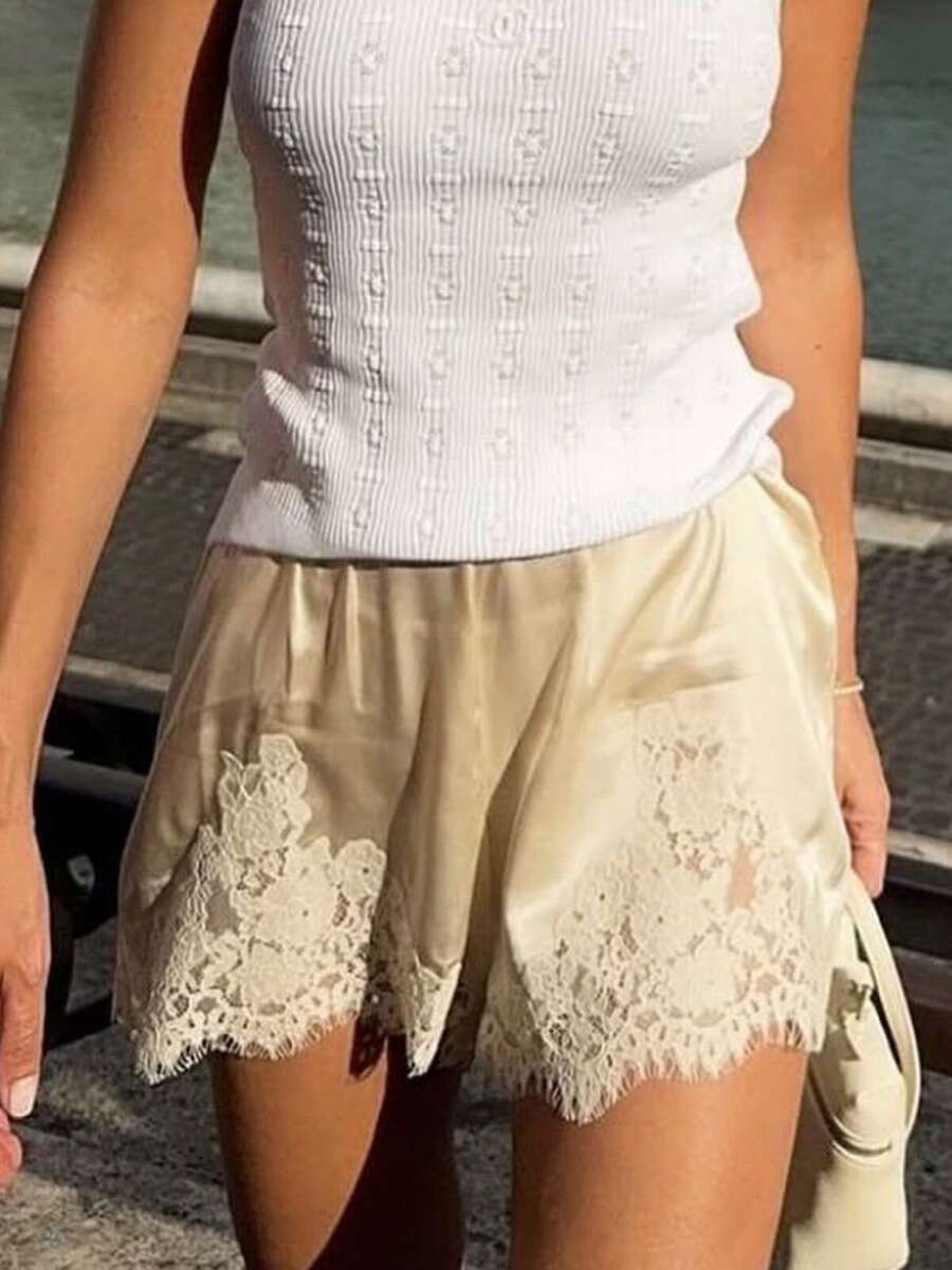 Women Satin Silk Shorts Lace Trim Patchwork Mini Micro Shorts Silky Low Rise Coquette Lounge Slip Bottoms Y2k Summer Wide Leg Lounge Shorts For Streetwear - 香檳色 - 查看 1