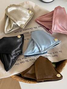 1pc Satin Triangle Hair Claw Clip, Elegant Hair Claw Barrette, Versatile Solid Color Hair Accessory Suitable For Daily Wear, Casual, Party, Commute, Vacation, Washing Face, Showering, Makeup, Outfit Matching Fall Winter Hair Clip Hair Accessories For Women Bows Fashion Hair Clutch