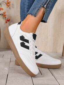 Women's Casual Lace-Up Flat Athletic Sneakers For Daily Wear And Leisure