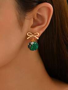 1 pereche cercei mici eleganti cu fundă de cadou de Crăciun minimalist drăguț