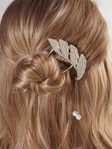 1pc Pearl & Rhinestone Inlaid Metal Hair Clip With Tassel Pendant, Minimalist Modern Hair Accessory